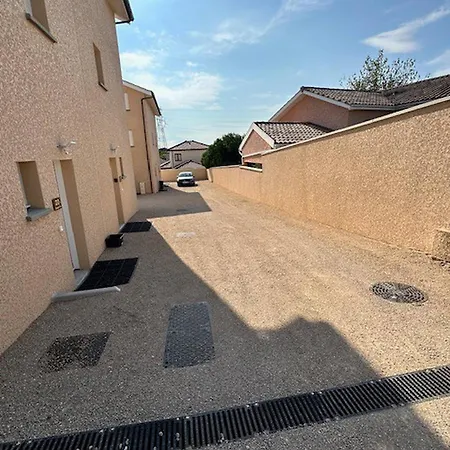Apartment House 40 With 5 Bedrooms Lechaffardcom Satolas-et-Bonce