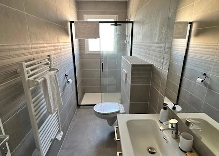 House 40 With 5 Bedrooms Lechaffardcom